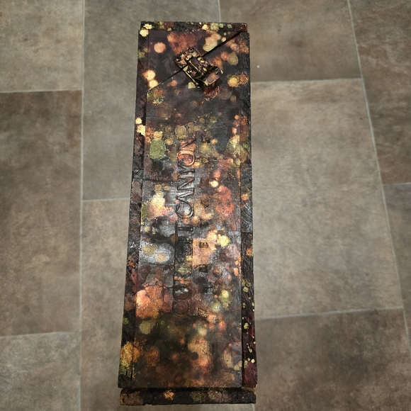 HANDCRAFTED Upcycled Wood Wine Box HANDPAINTED Barwear Travel Picnic Festival - Picture 4 of 17